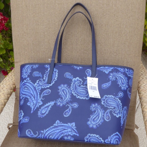 Michael Kors large ziptop tote Blue SOLD!! - Picture 4 of 7